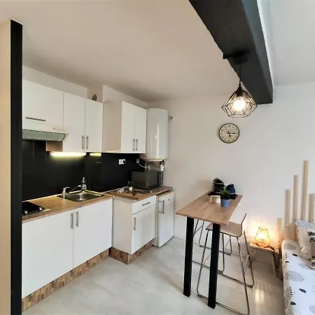 Le Jasmin Des Carmes - Hypercentre - Netflix